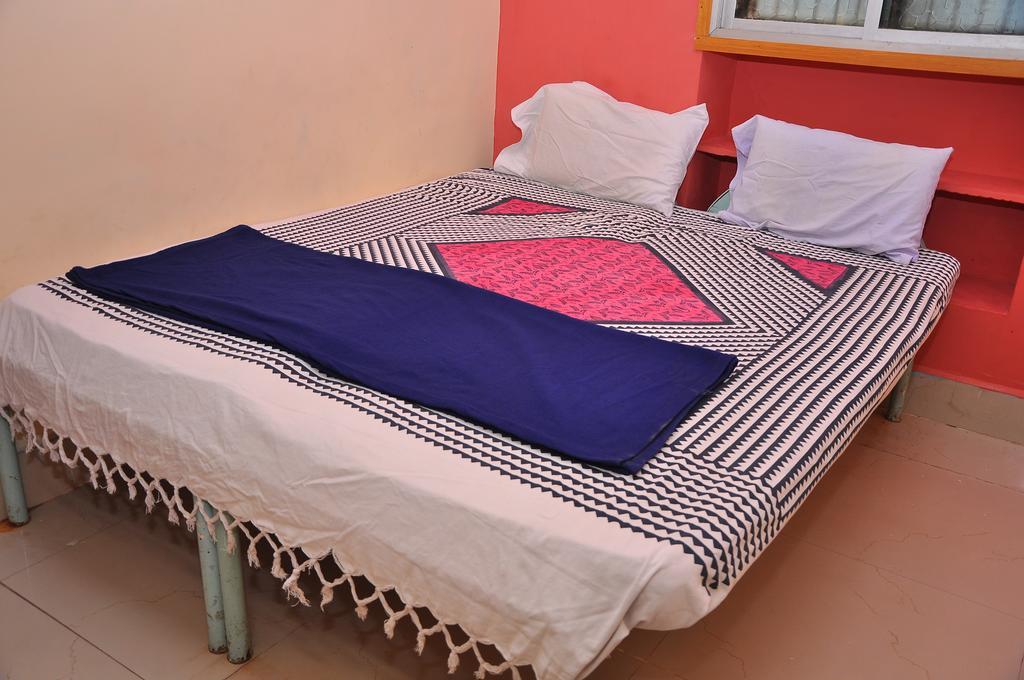 Manju Guest House Hampi Eksteriør billede