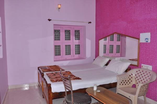 Manju Guest House Hampi Eksteriør billede